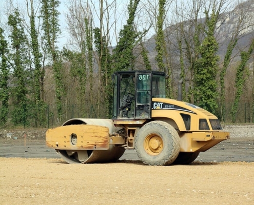 Rouleau CATERPILLAR